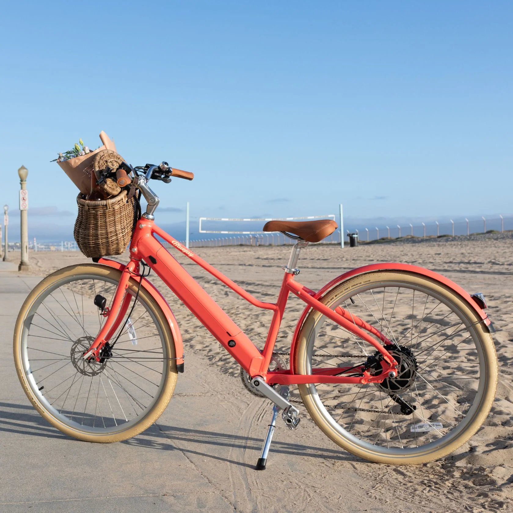 Bluejay Premiere Lite - California Coral Electric Bike - Image 3