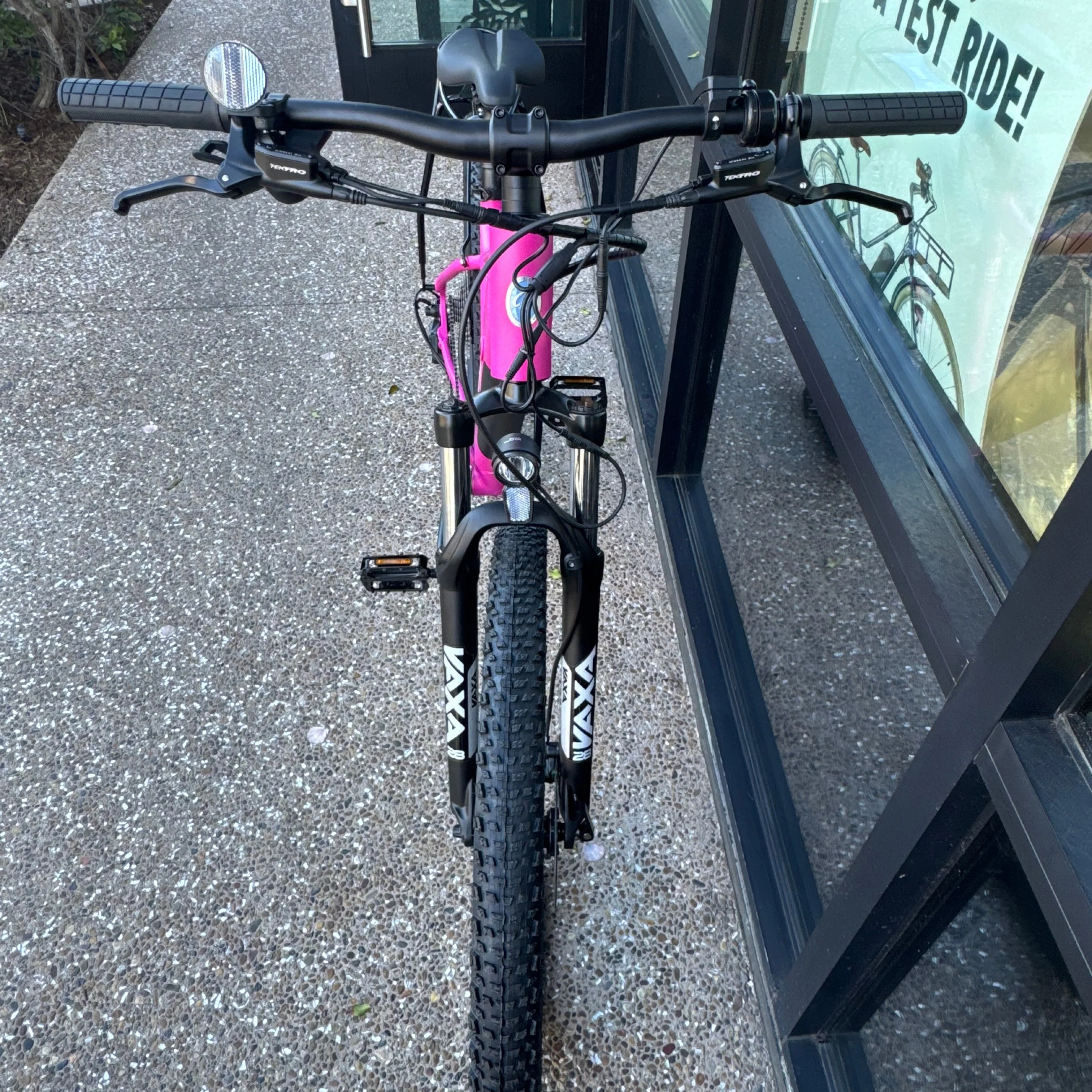 PRE-LOVED Bluejay WILD - Kids Hot Pink Electric Bike - Image 3