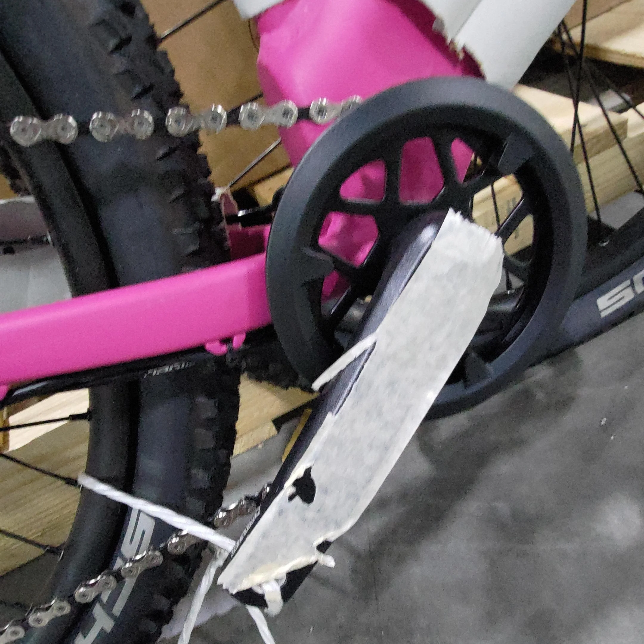 PRE-LOVED Bluejay WILD - Kids Hot Pink Electric Bike - Image 3